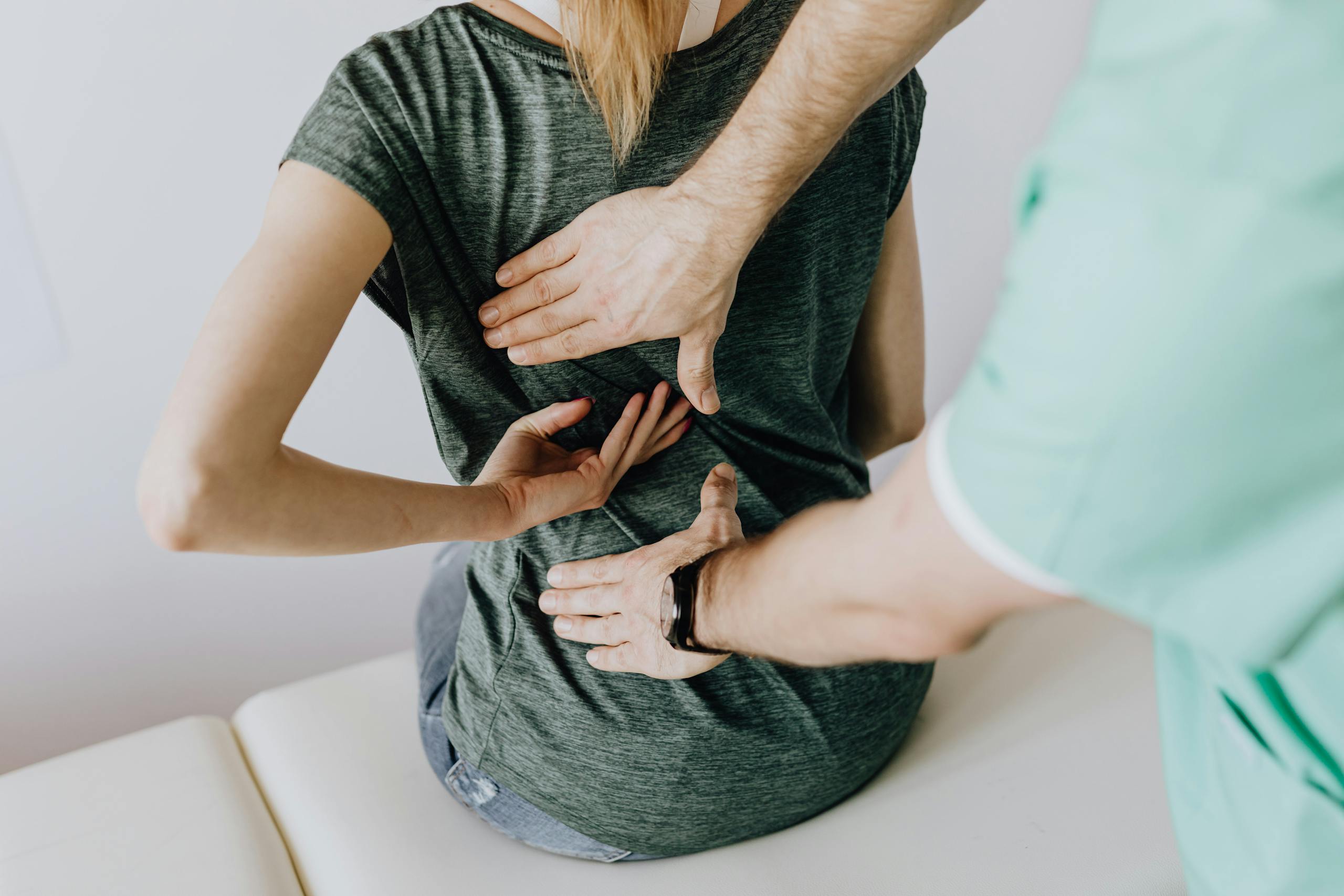What Are the Negatives About Chiropractors? Separating Fact From Fiction